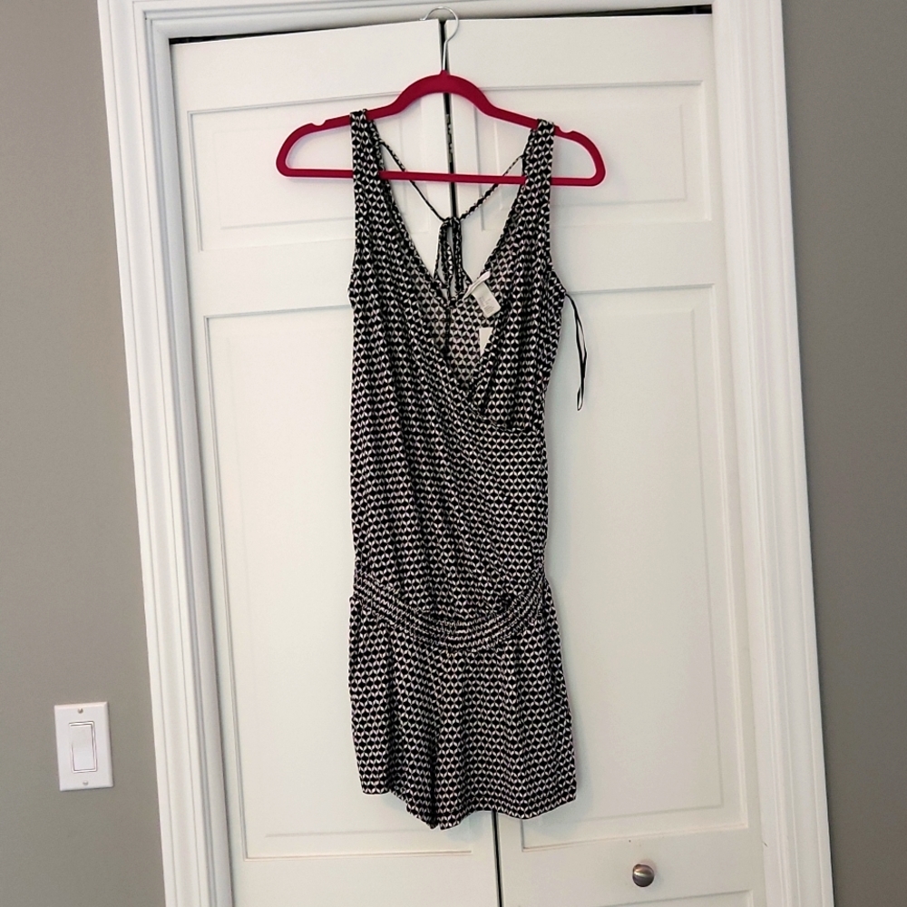 New with tags H&M mama maternity romper in Size S